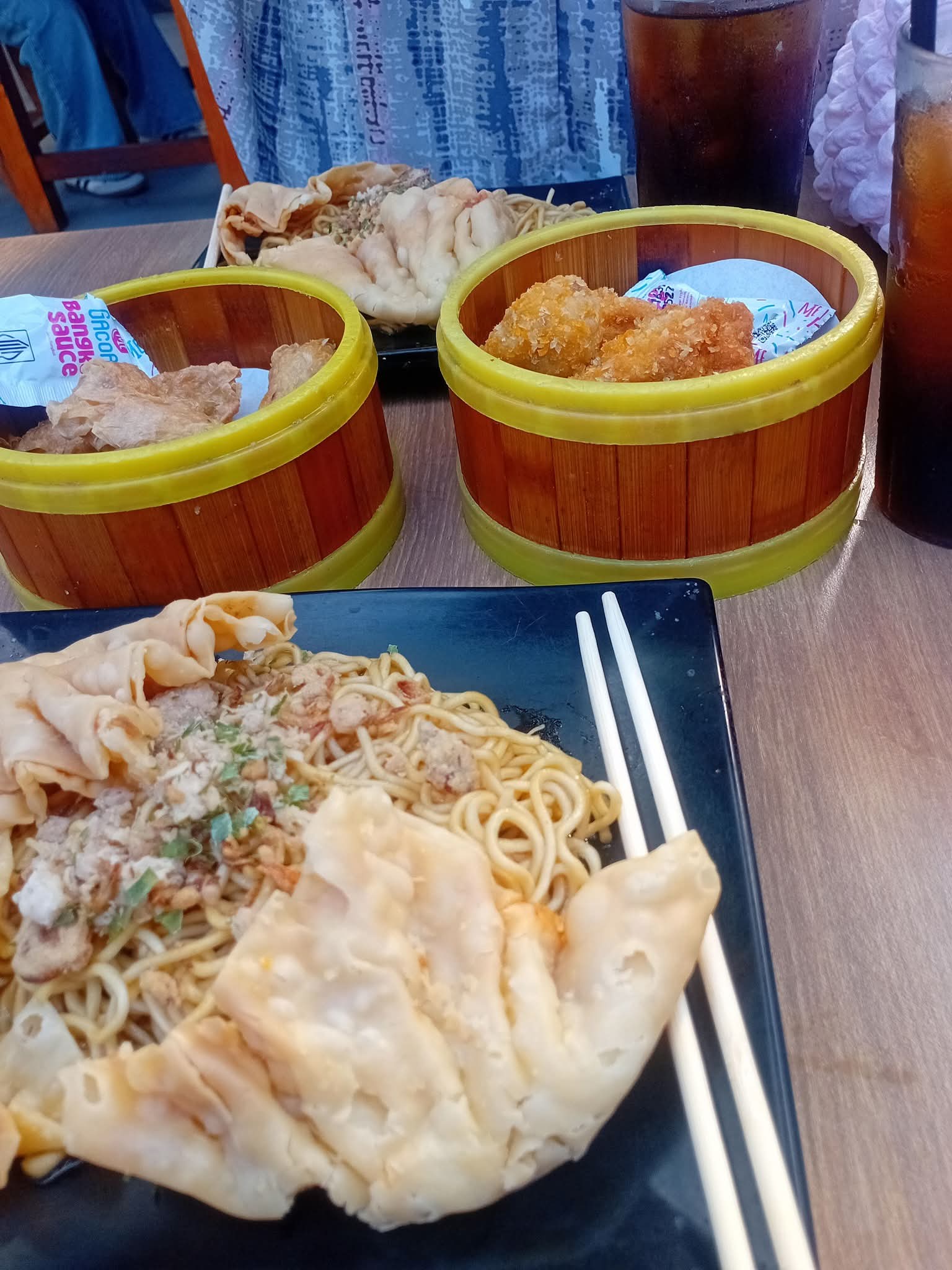 Makan makan gaes
